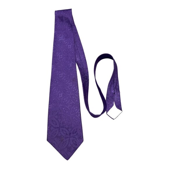Vintage Grants Menswear Purple Necktie – Geometric Pattern – 53” – 100% Acetate - Picture 1 of 3